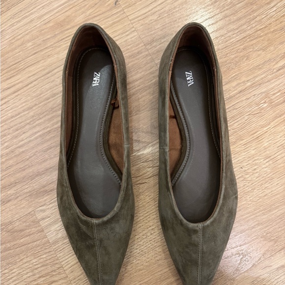Zara Suede Pointed Ballet Flats - Picture 3 of 6